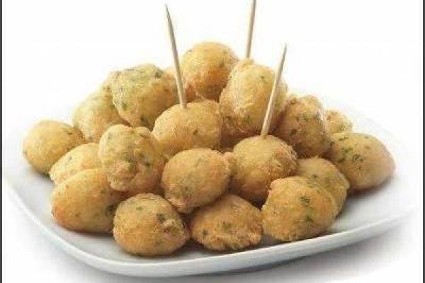 Petits bunyols de bacallà
