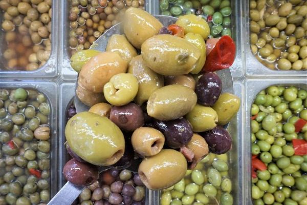 Aceituna italiana Cocktail, combinado de diferentes aceitunas sin hueso y con su aliño