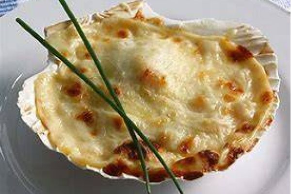 Vieires farcides de peix gratinades