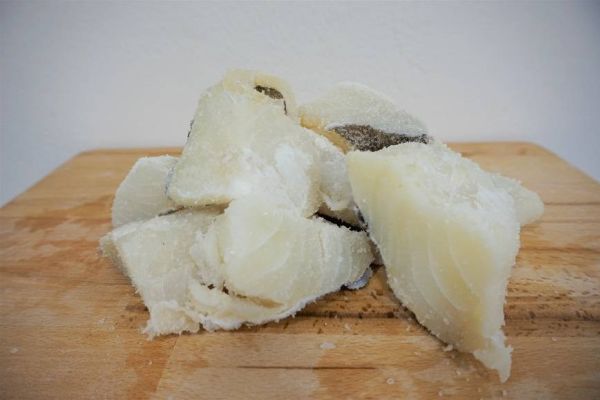 Caps de filet, les puntes dels filets sense espina i totes les qualitats del bacallà