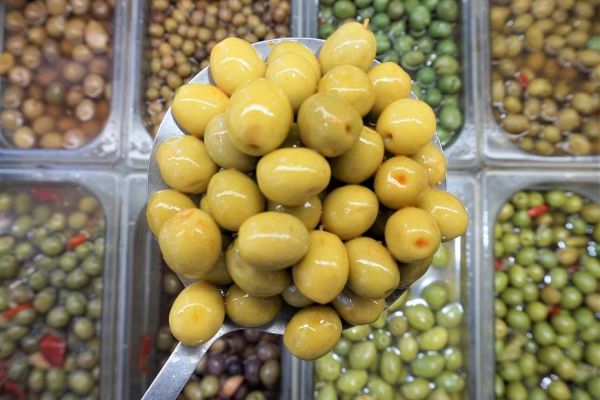 Aceituna Diabla, aceituna aparentemente normal pero la guindilla hace que se conviertan en picantes!