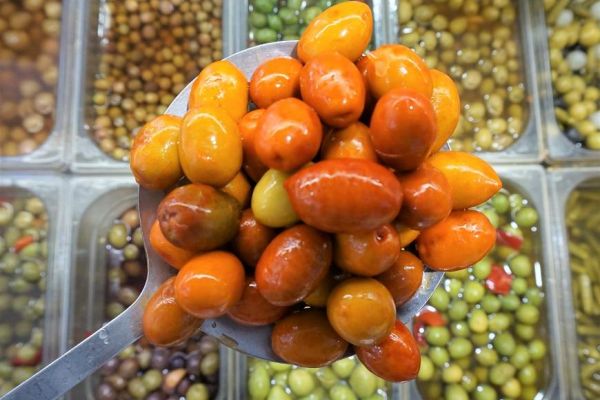 Aceituna Pica Pica, de color anaranjado para dar un pequeño toque picante